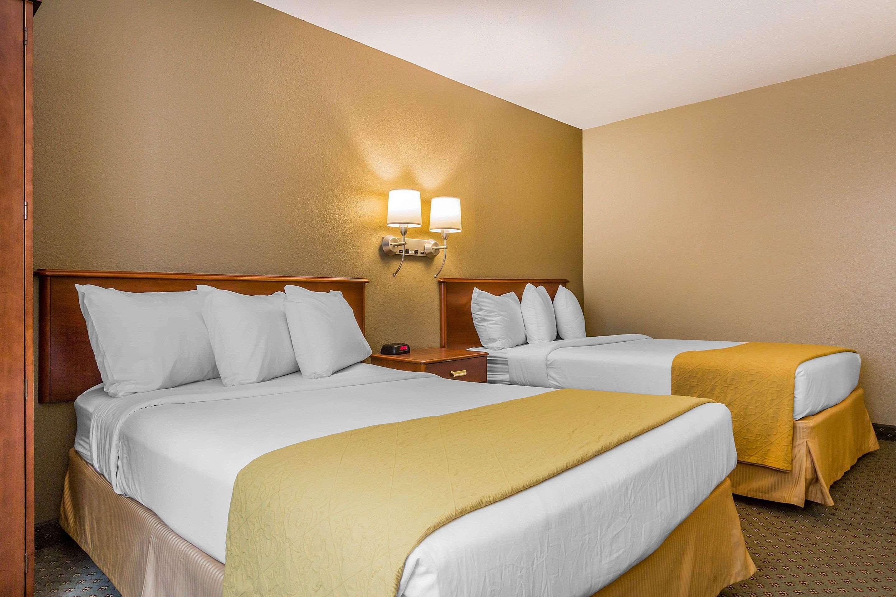 Quality Inn Hyde Park - Poughkeepsie North Dış mekan fotoğraf