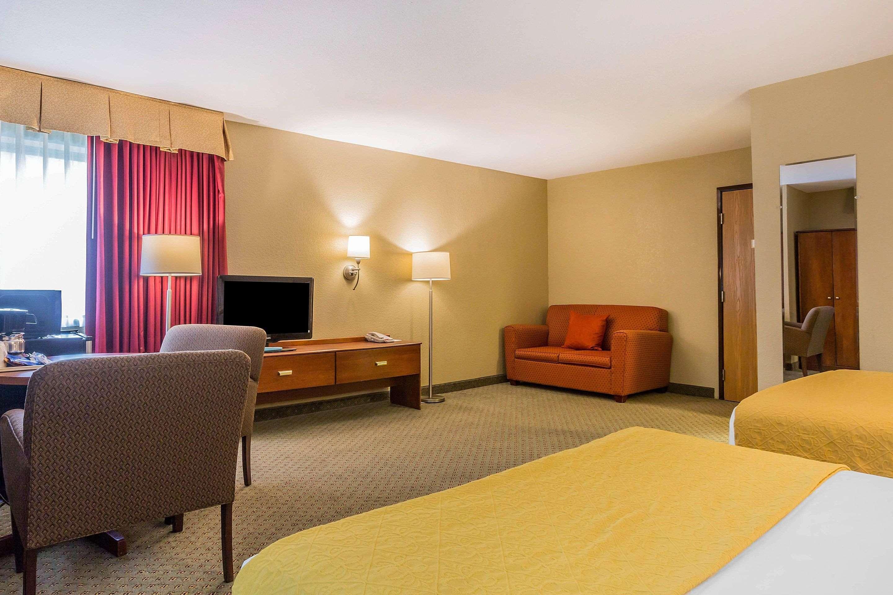 Quality Inn Hyde Park - Poughkeepsie North Dış mekan fotoğraf