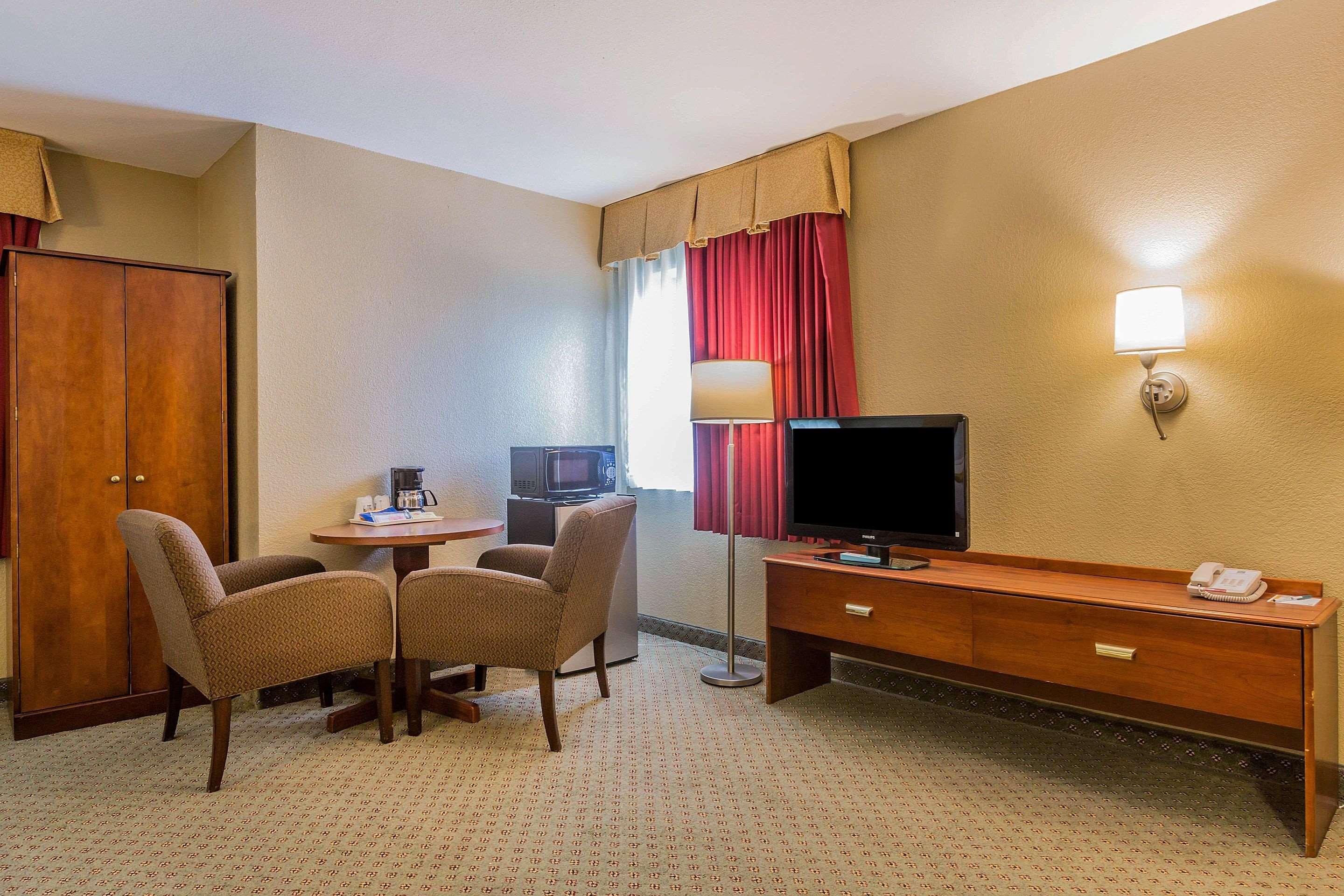 Quality Inn Hyde Park - Poughkeepsie North Dış mekan fotoğraf